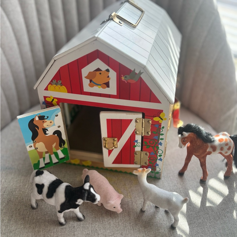 Melissa & Doug Farm Animal Playset with Barn - Red